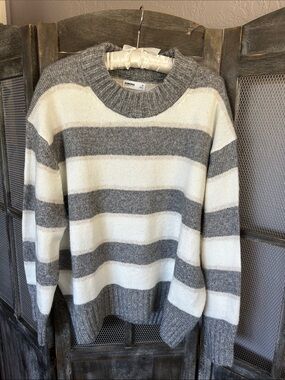 Sonoma Gray & White Wide-Stripe crew necked sweater